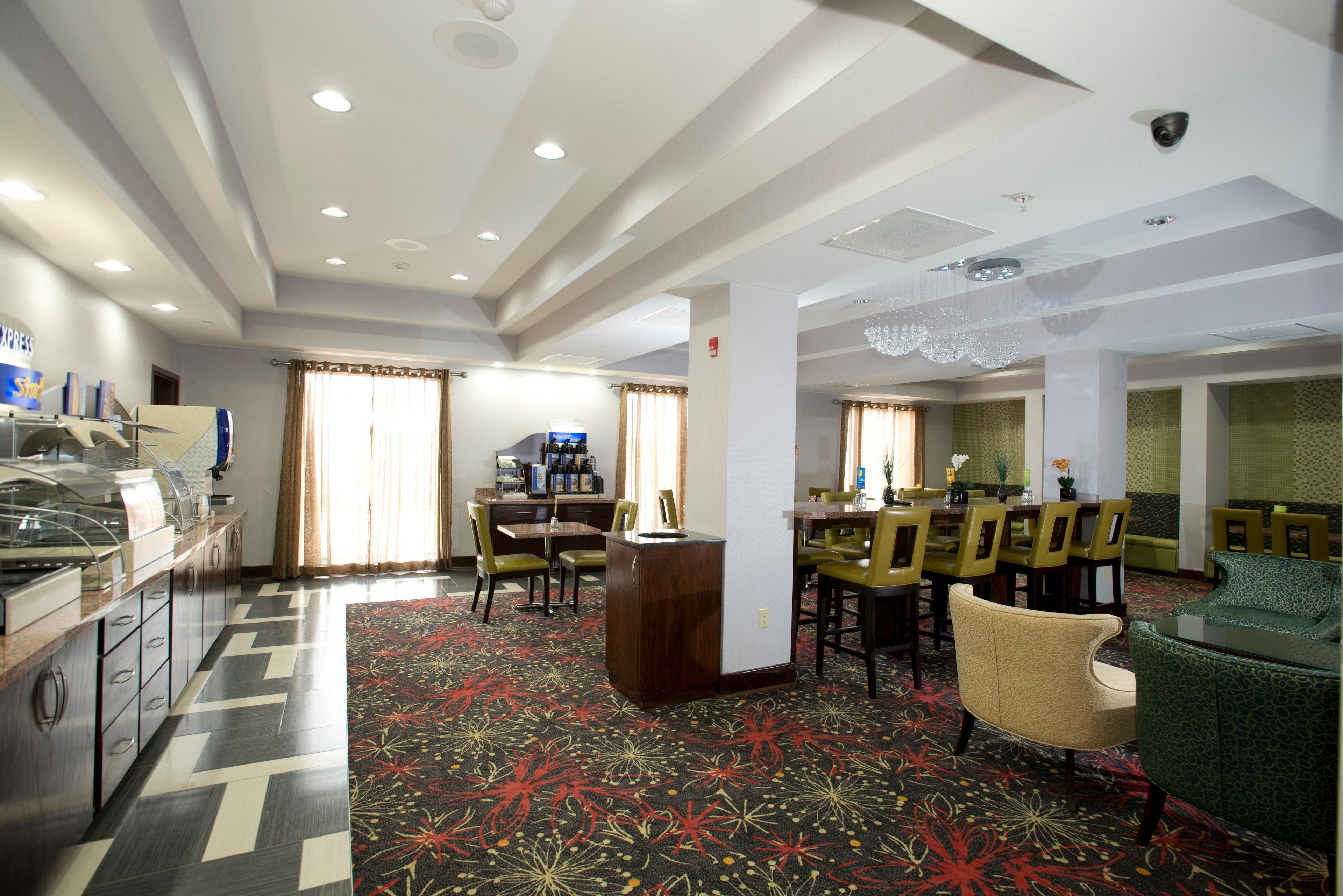 Holiday Inn Express & Suites Morrilton By Ihg Exterior foto